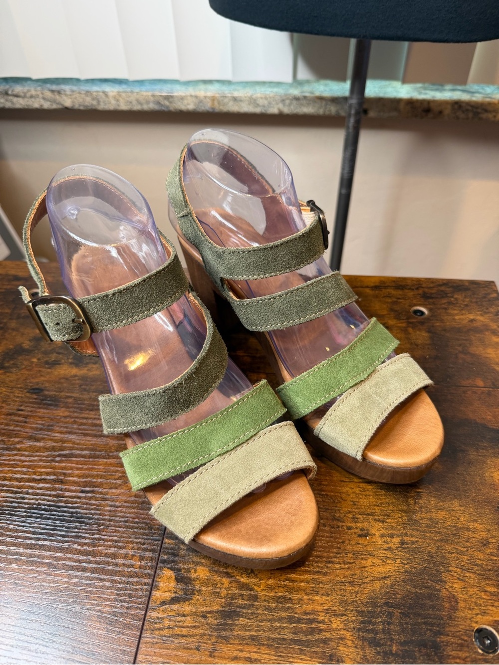 Eric Michael Jamie Suede Olive Strappy Wooden Platform Block Heel SZ 40/US9